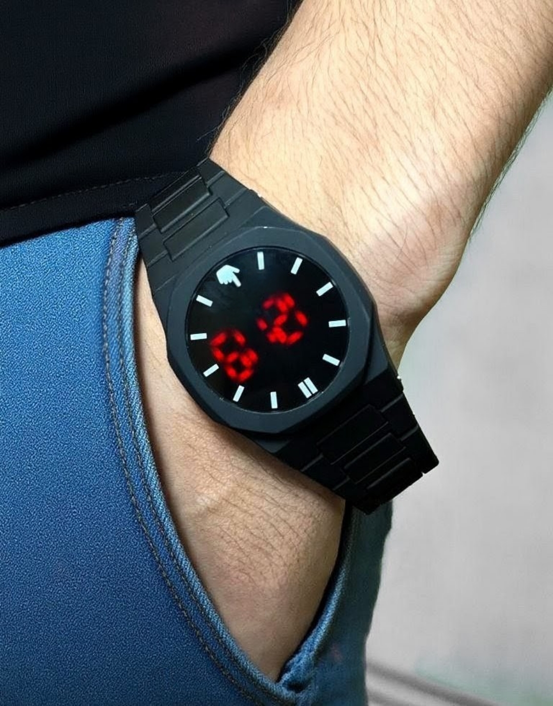 ساعه Carbon touch ⌚️
